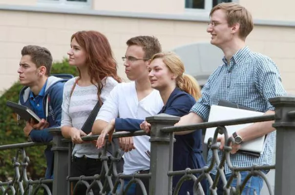Bild: Zulassungsbeschränkte Studiengänge fürs Losverfahren geöffnet