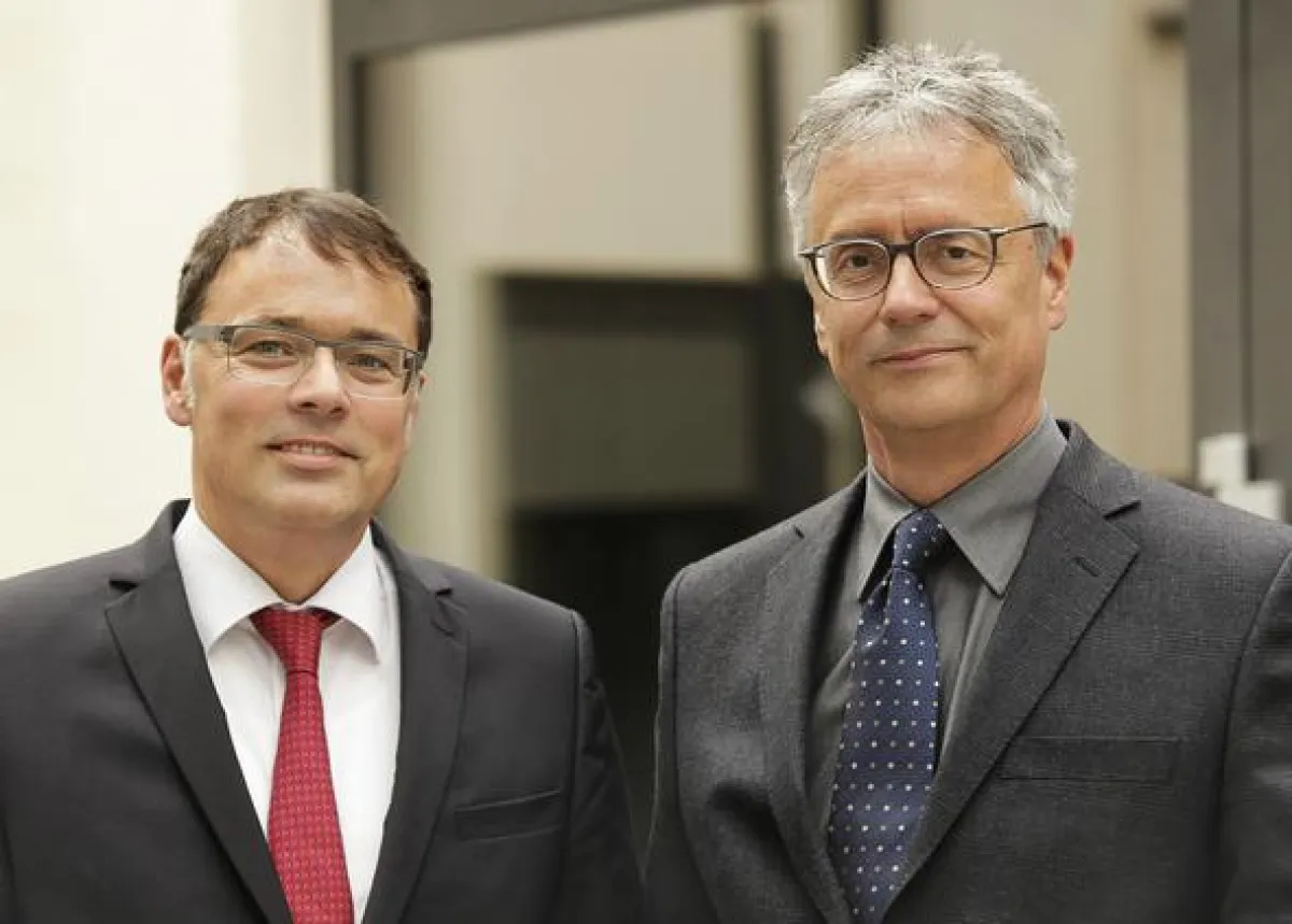 Dr. Harald Schönfeld und Herr Becker (vlnr.)