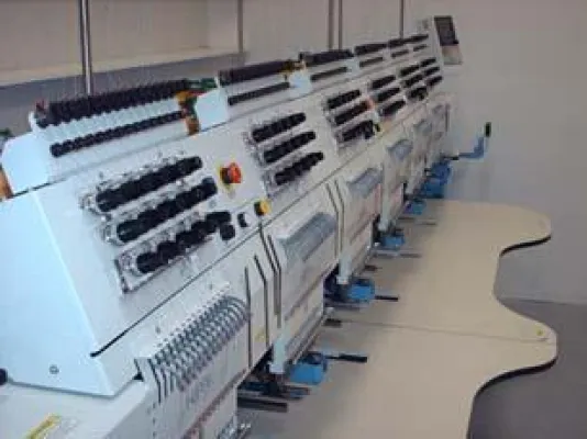 Bild: Neu bei der creative line Werbeagentur: Die Stickmaschine
