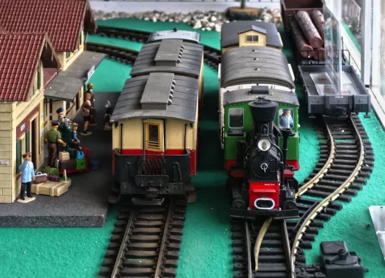 Modelleisenbahnen von Lothring: Vertrautes Hobby zur Entspannung in ruhigen Stunden Bild: Modelleisenbahnen von Lothring: Vertrautes Hobby zur Entspannung in ruhigen Stunden