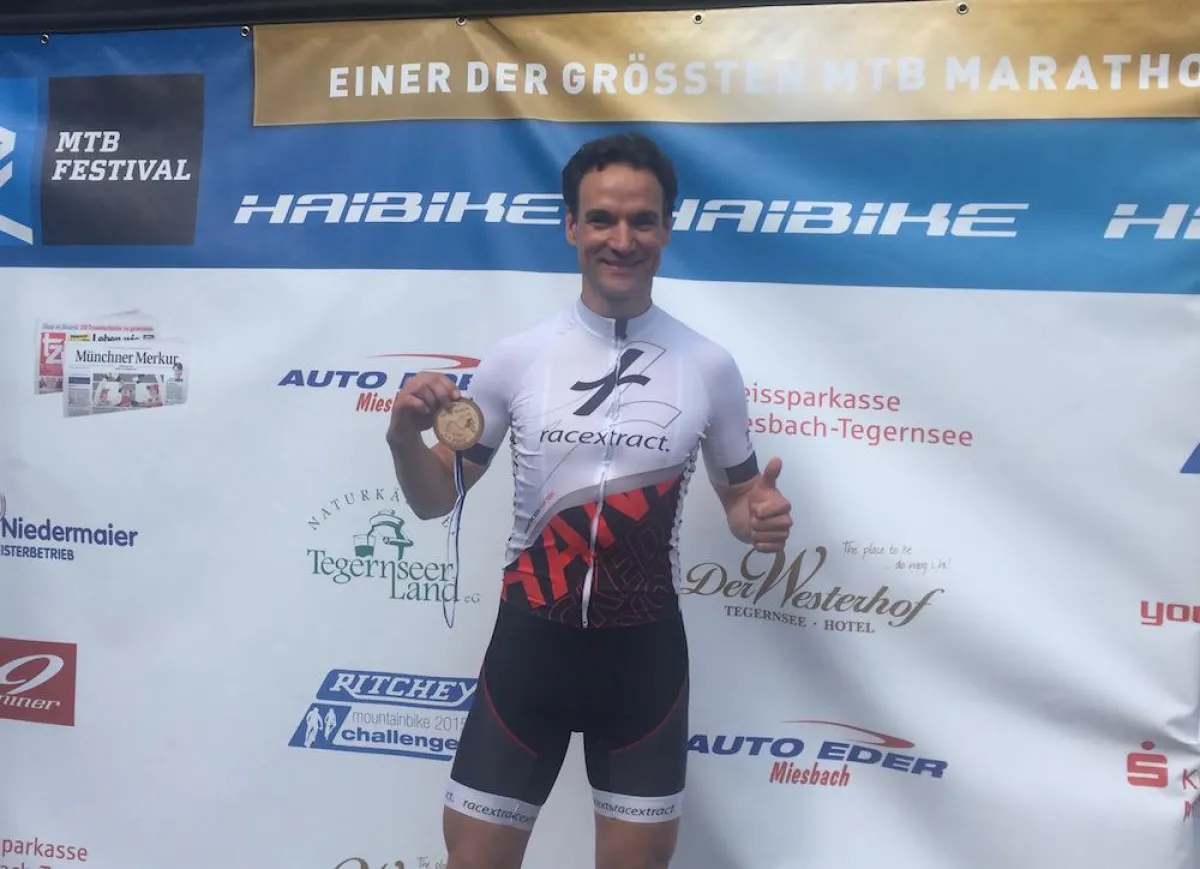 Jörg Scheiderbauer Gesamtsieger auf der Mitteldistanz beim MTB Marathon am Tegernsee