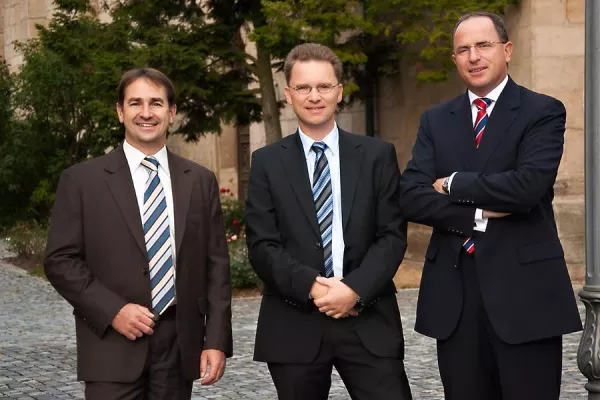 WeWebU Software AG präsentiert neu gebildeten Vorstand und Aufsichtsrat Bild: WeWebU Software AG präsentiert neu gebildeten Vorstand und Aufsichtsrat