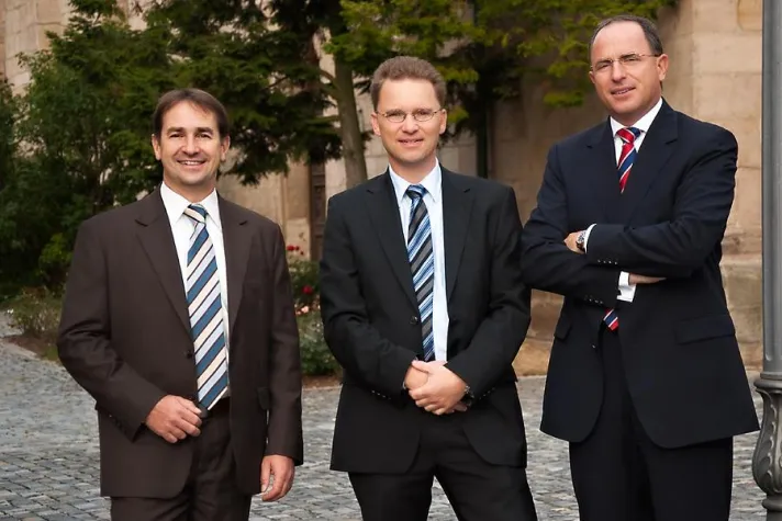 Bild: WeWebU Software AG präsentiert neu gebildeten Vorstand und Aufsichtsrat