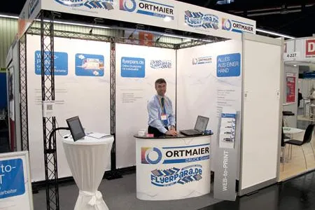 Bild: flyerpara.de - erfolgreiche Teilnahme auf Fachmesse