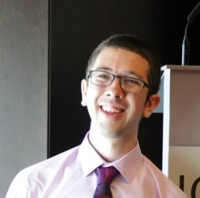 Bild: Jordi Tura erhält „Thesis Prize“ der Universitat Politècnica de Catalunya