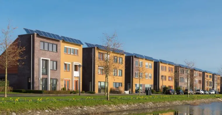 Mieterstrom jetzt auch für kleinere Mehrfamilienhäuser attraktiv Bild: Mieterstrom jetzt auch für kleinere Mehrfamilienhäuser attraktiv