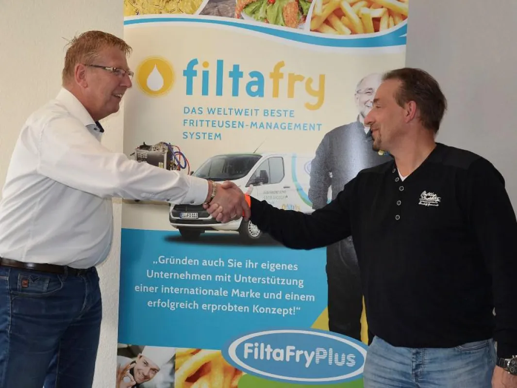CEO Jos van Aalst begrüßt neuen Franchisepartner für Osnabrück