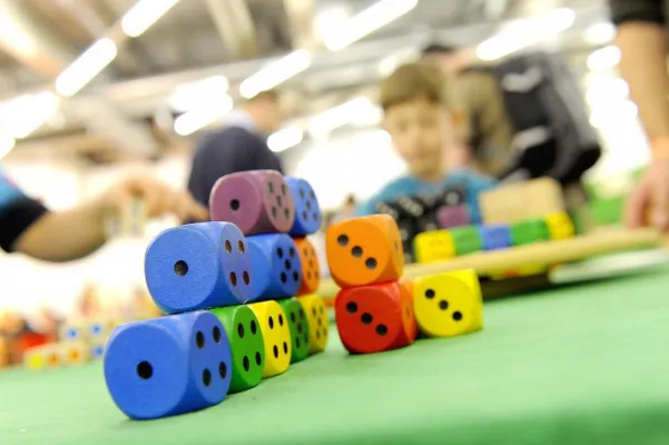 Bild: Verspielte Welten vom 4. – 6. November im Münchner MOC