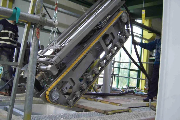 Wenn der Roboter sich entfaltet… Bild: Wenn der Roboter sich entfaltet…