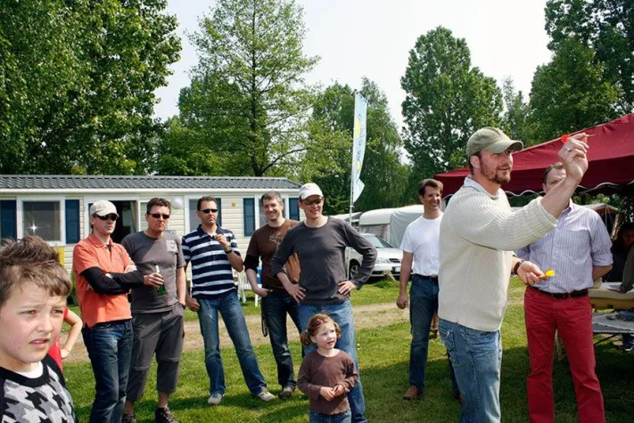 Bild: Informationen, Spaß und Spiel im Regenbogen Camp Tecklenburg