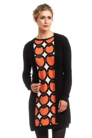 Bild: Elegante Damenmode von Expresso – Neue Kollektion Power Print