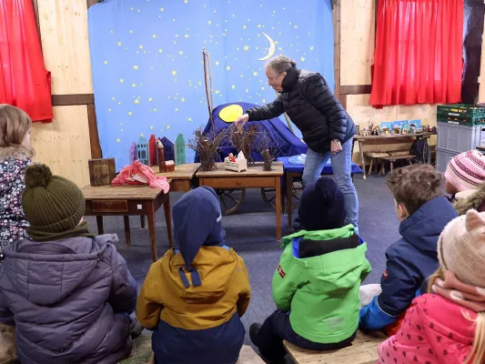 Bild: Kostenlose Märchenstunden für Kitas auf dem Wolfsburger Weihnachtsmarkt