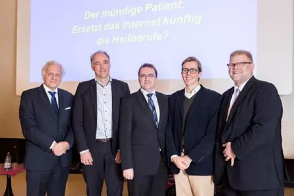 Bild: 16. Eppendorfer Dialog stellt sich Dr. Google und Internetmedizin