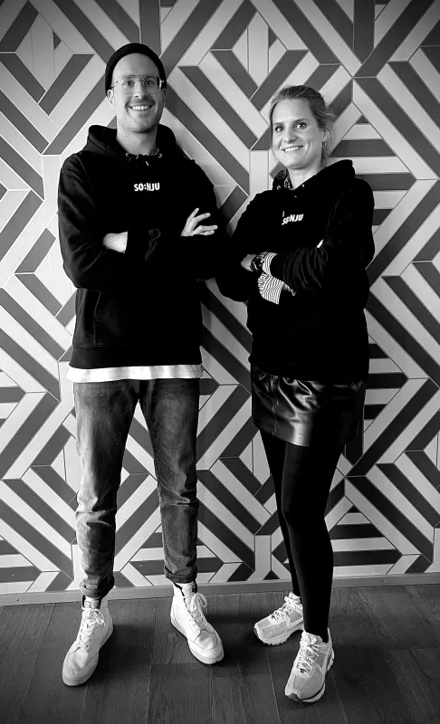 Die neue Doppelspitze bei SO:NJU: Konstantin Fellner (links) und Sonja Fritschi (rechts) (© SO:NJU GmbH)