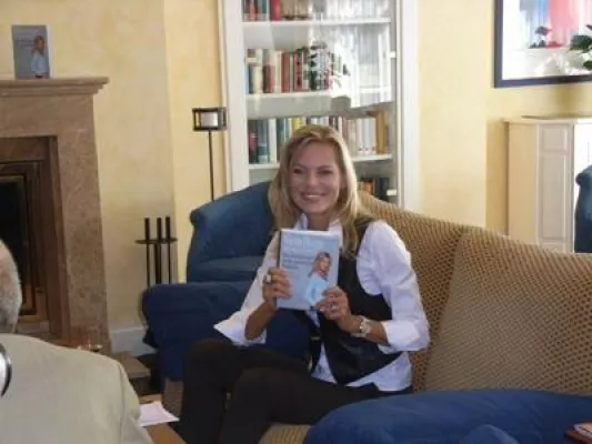 Nina Ruge - Vorfahren waren Rüganer. Eine Reise zu den Wurzeln, Buchlesung im Grand Hotel Binz Bild: Nina Ruge - Vorfahren waren Rüganer. Eine Reise zu den Wurzeln, Buchlesung im Grand Hotel Binz