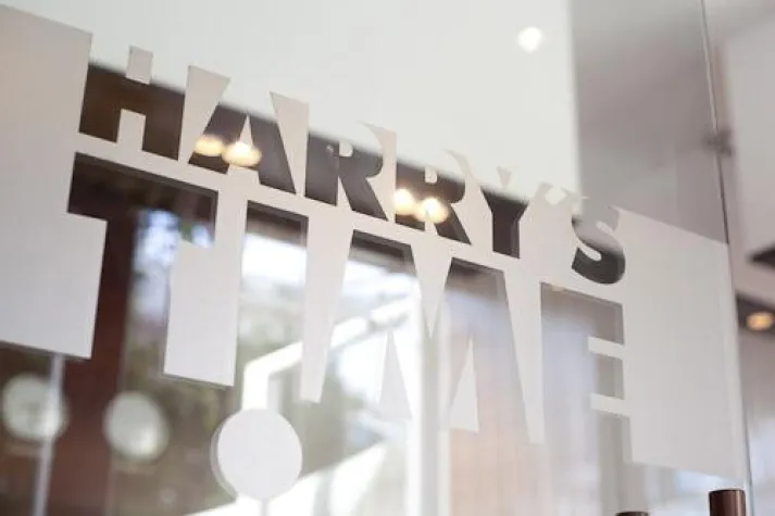 Bild: Harry’s Abendmahl – Erlesene Häppchen bis zum Abwinken