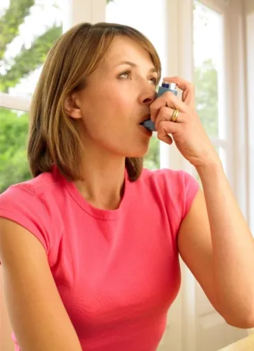 Bild: Grippeviren - zusätzliche Gefahr bei Asthma und Bronchitis