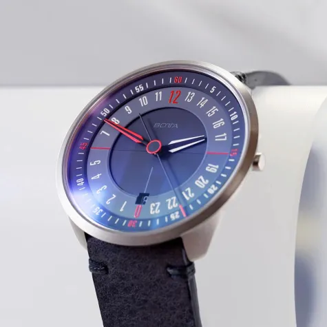 Bild: Tres 24 Titan – the 24-hour titanium watch from Botta-Design