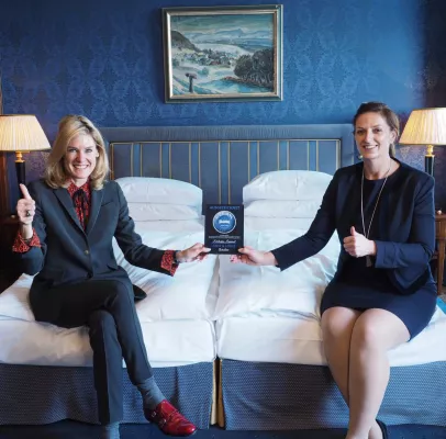 Bild: Clean-Sleeping Award für die Schweiz: vorbildliche Bettenhygiene in der Hotellerie würdigen