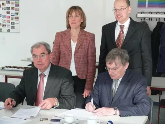 Bild: Bildungskooperation zwischen Hochschule und Fachschulen weiter ausgebaut