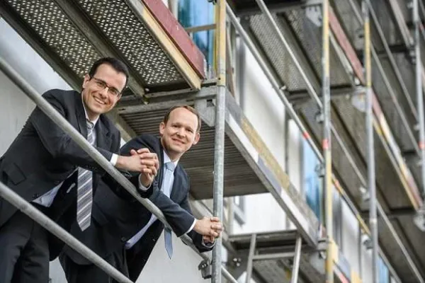 Neueröffnung mit Führungs-Duo: Doppelspitze für das Holiday Inn Düsseldorf City - Toulouser Allee Bild: Neueröffnung mit Führungs-Duo: Doppelspitze für das Holiday Inn Düsseldorf City - Toulouser Allee