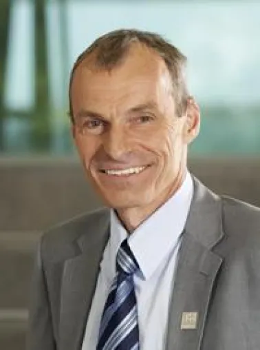 Bild: Dr. Norbert Arnold neuer Vorsitzender der TKB