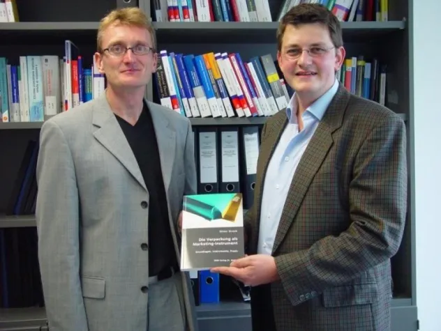 Hochschulabsolventen sind gefragte Fachautoren Bild: Hochschulabsolventen sind gefragte Fachautoren