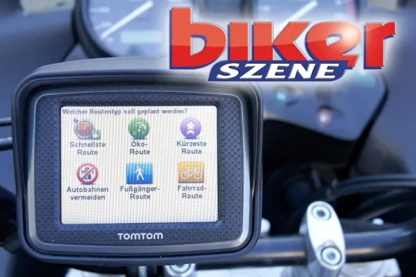 Bild: Biker fahren aufs Navi ab