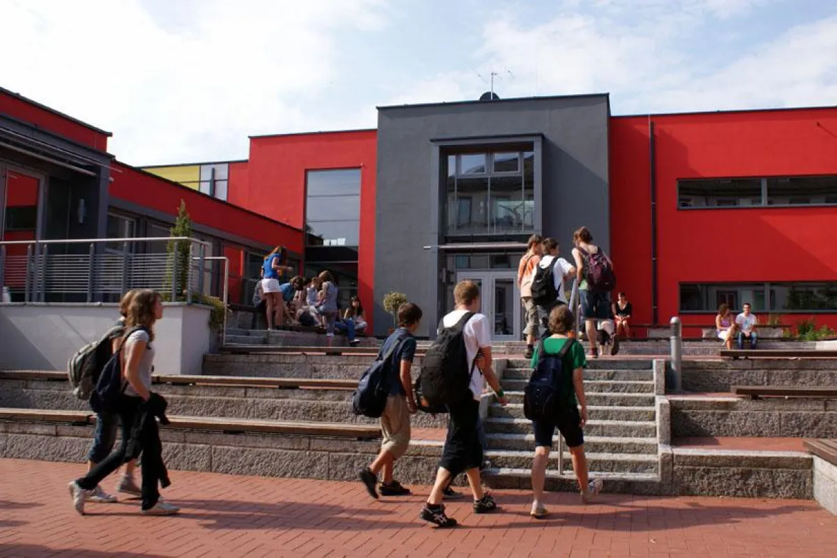 Das neue Aufbaugymnasium gibt den Schülern mehr Zeit.