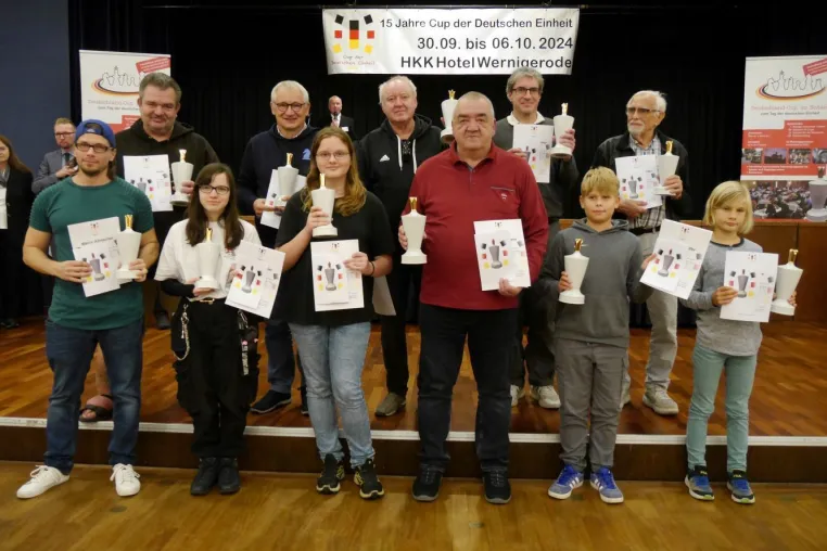 Jubiläum beim Schach in Wernigerode 15 Jahre Cup der Deutschen Einheit Bild: Jubiläum beim Schach in Wernigerode 15 Jahre Cup der Deutschen Einheit