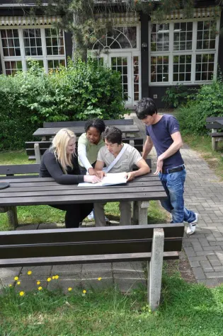 Bild: International und weltoffen: Theodor-Fliedner-Internat wird 60 Jahre alt