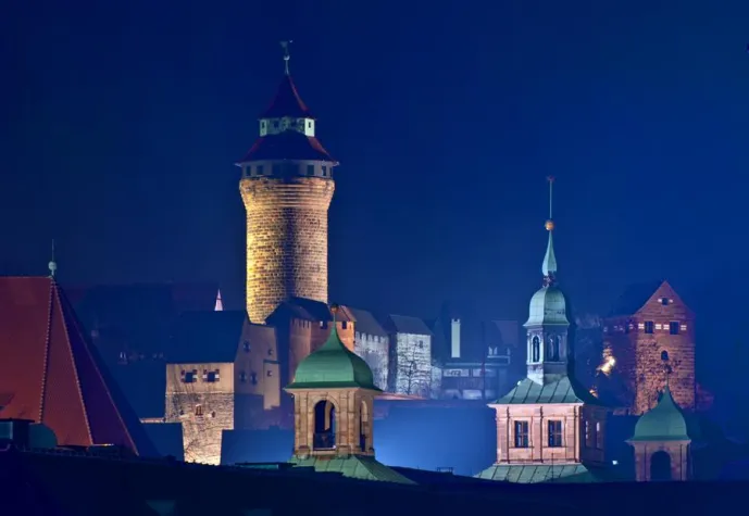 Bild: Zauber der Blauen Stunde entschädigt für kalte Füße bei der Nachtfotografie