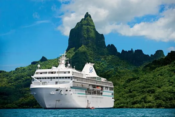 Bild: Paul Gauguin Cruises gewinnt Travel + Leisure Award in der Kategorie „Midsize -Ship Ocean Cruise Line”