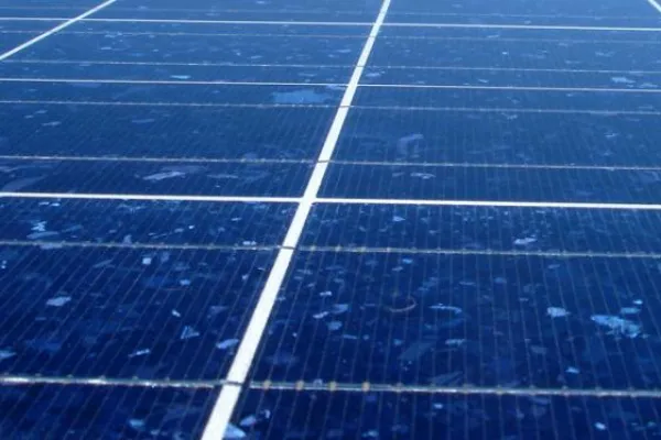 Bild: Photovoltaikversicherung mit dem außergewöhnlichem Plus