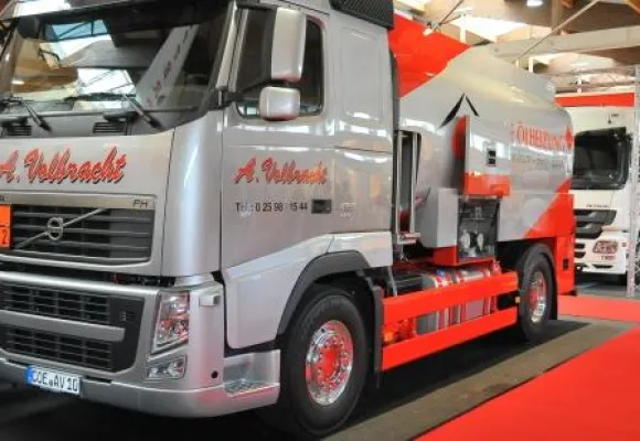Bild: Brennstoffspiegel: expo PetroTrans 2012 tankt auf