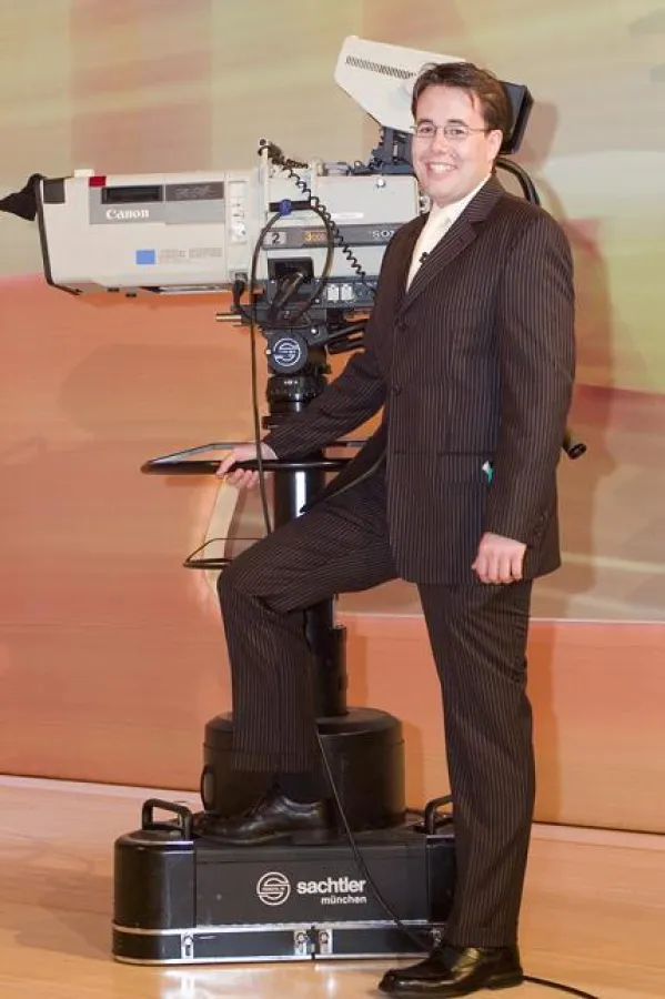 Hat Elton und Lotto King Karl bereits zu Rennsport - Fans gemacht: Moderator Thorsten Castle