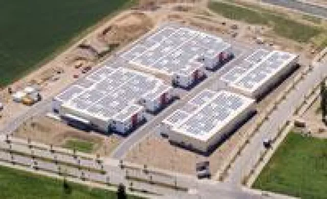 Bild: AutoLeader mietet langfristig 960m² Hallen- und Bürofläche im Business Quarter des SEGRO Park Berlin-Airport