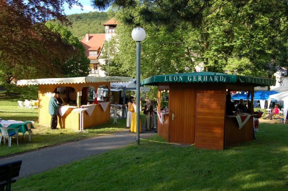 Weinstände am Weinfest