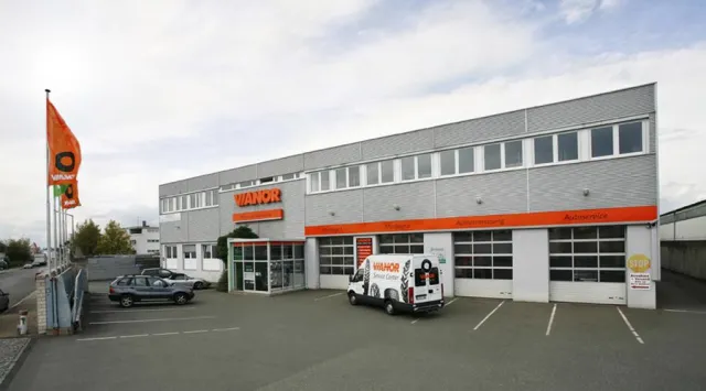 Bild: Nokian-Reifenhandelskette Vianor eröffnet Schwerreifen Service Center in Deutschland für Europa