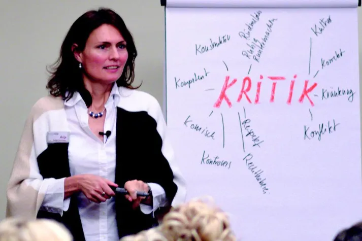 Bild: Volles Haus bei Network Women Grünwald e.V. suchte den richtigen Umgang mit der Kritik