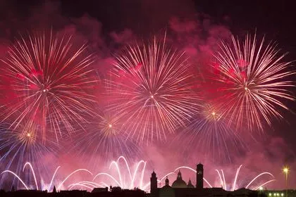 Wo Bollywoods Schönheiten Silvester feiern Bild: Wo Bollywoods Schönheiten Silvester feiern