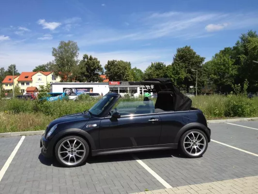 Bild: SmartTOP Dachsteuerung der Firma Mods4cars für das Mini Cabrio jetzt verfügbar