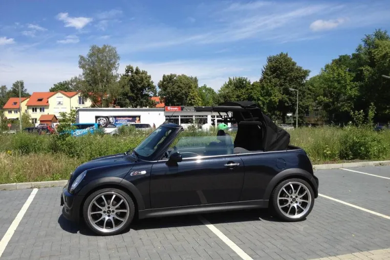 SmartTOP Dachsteuerung der Firma Mods4cars für das Mini Cabrio jetzt verfügbar Bild: SmartTOP Dachsteuerung der Firma Mods4cars für das Mini Cabrio jetzt verfügbar