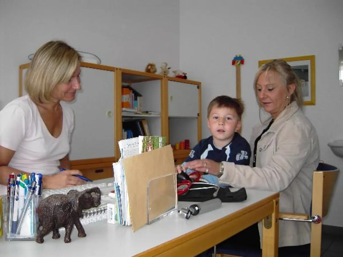 Die meisten Menschen suchen ihren Arzt erst auf, wenn sie bereits krank sind. Doch Prävention nimmt einen immer größer werdenden Stellenwert in der Gesundheitsversorgung ein.