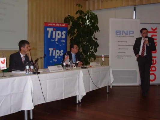 Bild: Junge Wirtschaft Gmunden - Mag. Georg Krakow referierte über Wirtschaftskriminalität