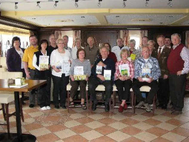 Bild: ****Wellnesshotel im Bayerischen Wald - Gästeehrung in Sperlbrunn