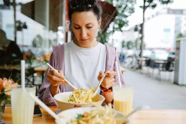 Bild: Kann Spuren von Erdnüssen enthalten? Neue Hoffnung für Allergiker