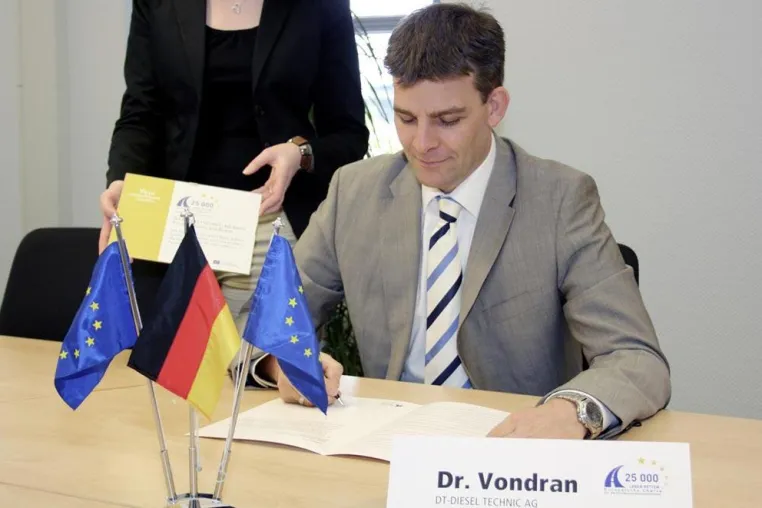 Bild: DIESEL TECHNIC unterzeichnet Europäische Charta für Straßenverkehrssicherheit