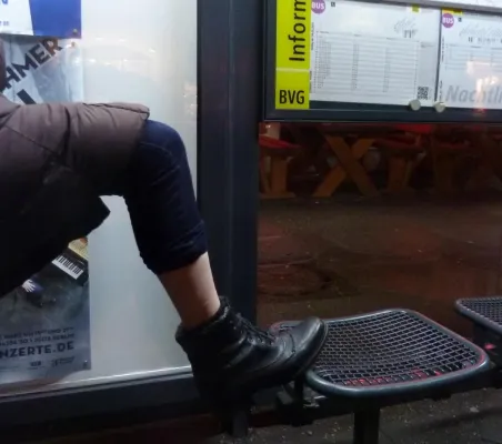 Weltweite Kampagne: Zeig Dein Bein für Minenopfer Bild: Weltweite Kampagne: Zeig Dein Bein für Minenopfer