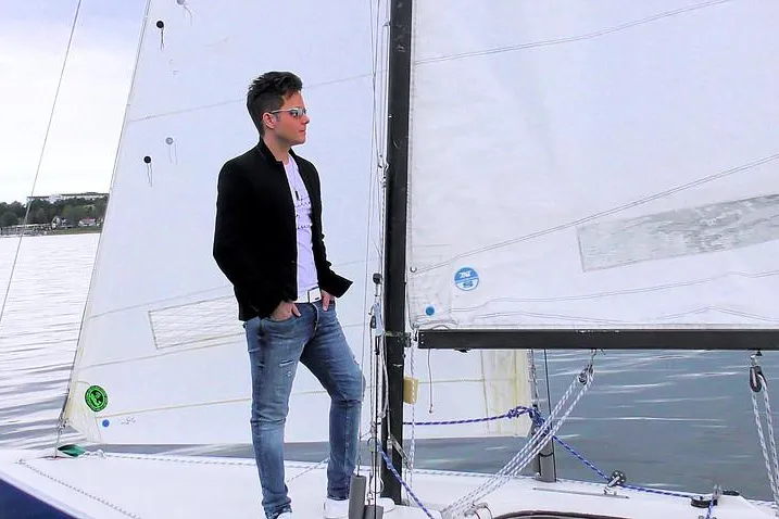 Bild: Neuer Popschlager-Hit trägt den Titel "Freier als der Wind".